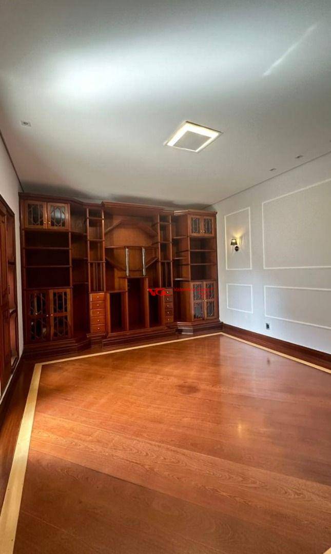 Sobrado à venda e aluguel com 5 quartos, 368m² - Foto 4