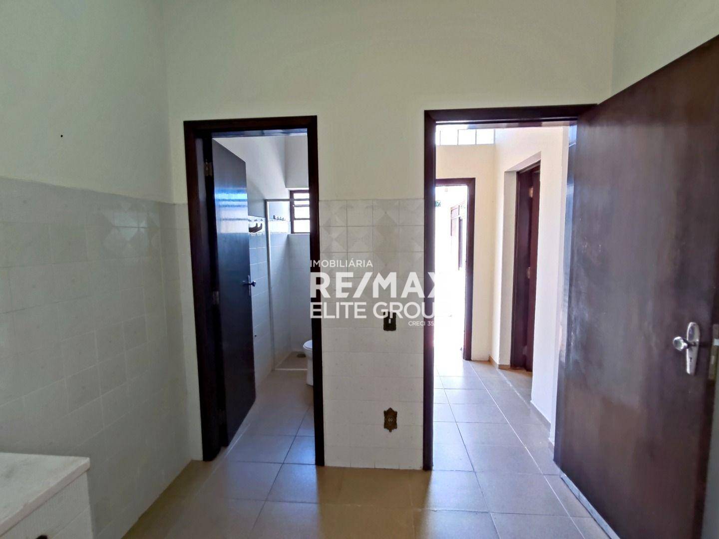 Sobrado à venda com 3 quartos, 337m² - Foto 15