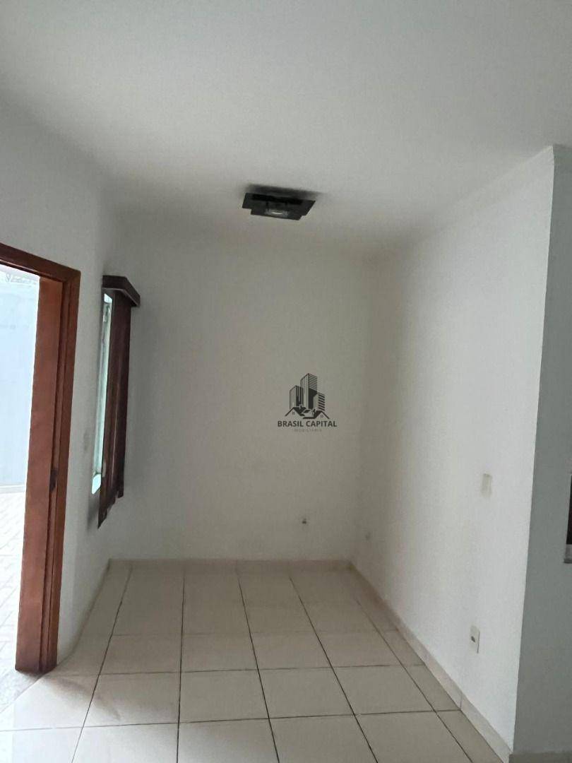 Casa à venda com 3 quartos, 141m² - Foto 8