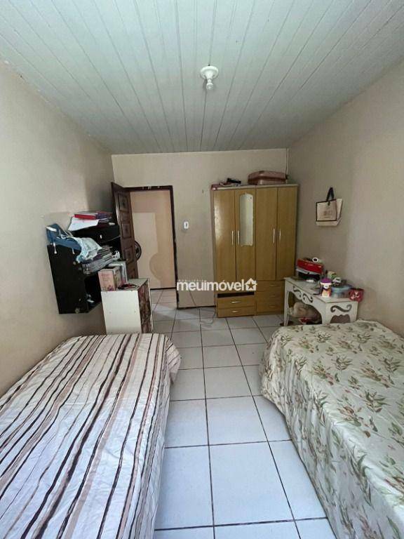 Casa à venda com 3 quartos, 250m² - Foto 9