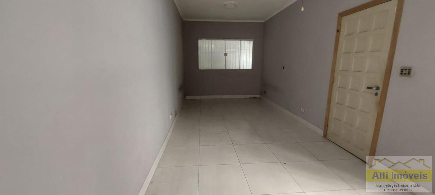 Casa para alugar com 2 quartos, 100m² - Foto 2