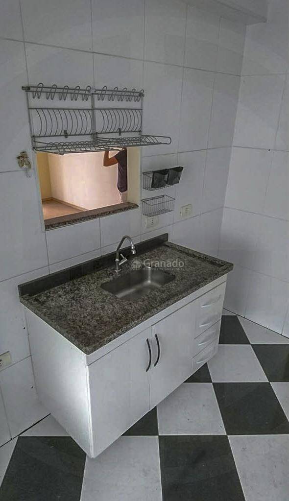 Apartamento à venda com 2 quartos, 63m² - Foto 2