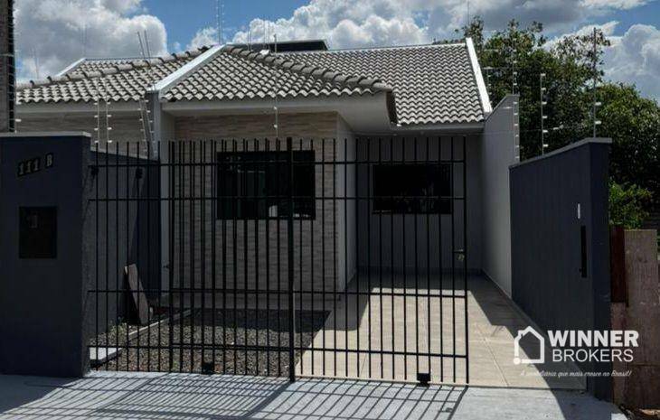 Casa à venda com 2 quartos, 65m² - Foto 2