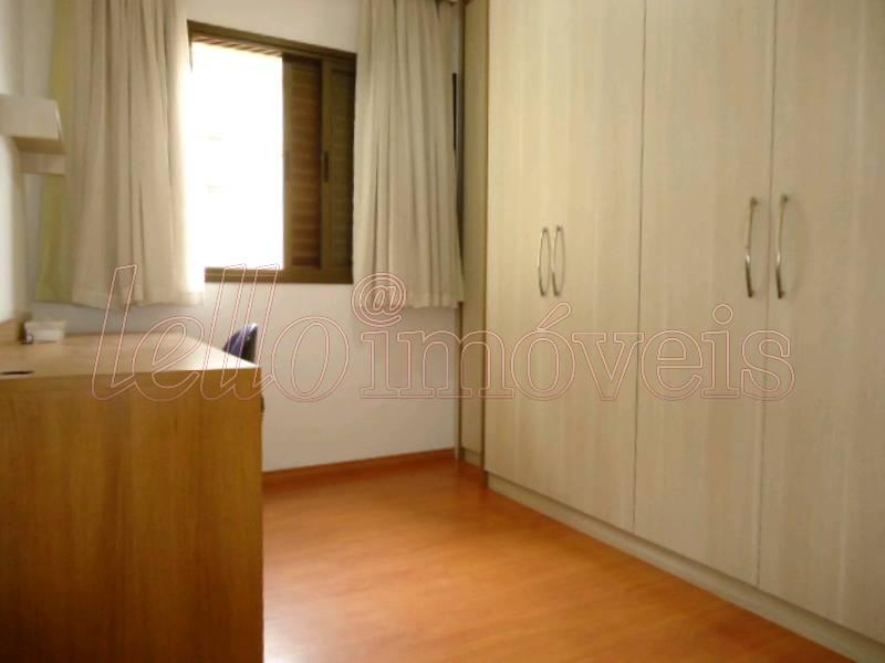 Apartamento para alugar com 2 quartos, 68m² - Foto 8