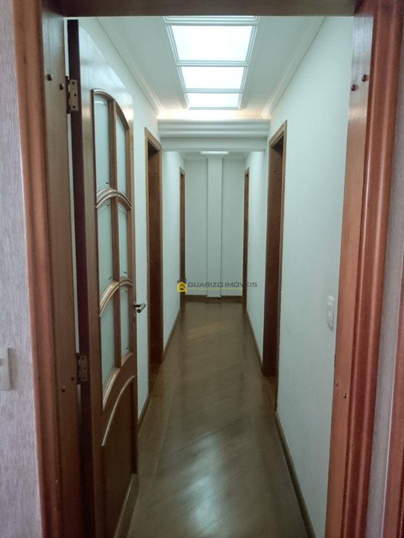 Apartamento à venda com 3 quartos, 161m² - Foto 9