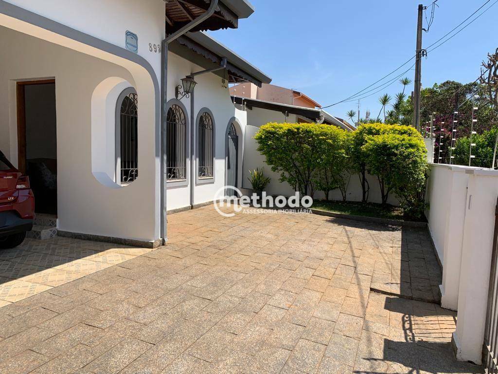 Casa à venda com 3 quartos, 206m² - Foto 2