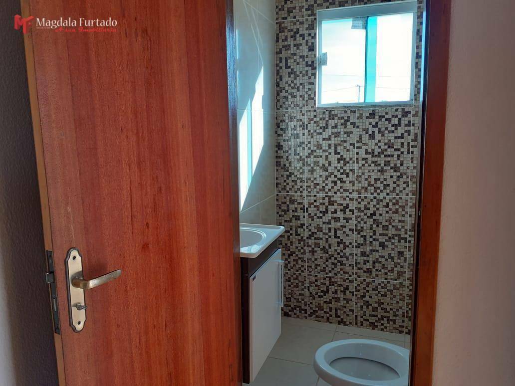 Casa à venda com 2 quartos, 80m² - Foto 14