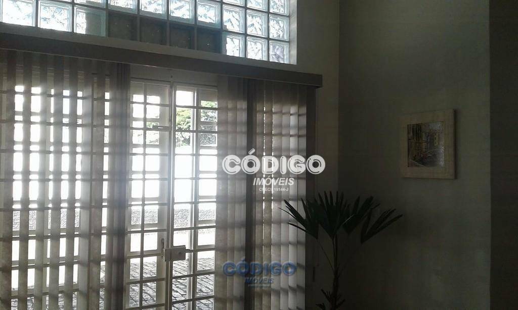 Sobrado à venda com 4 quartos, 250m² - Foto 6