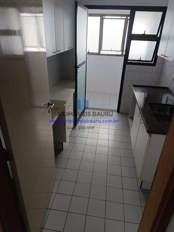 Apartamento à venda com 2 quartos, 68m² - Foto 5