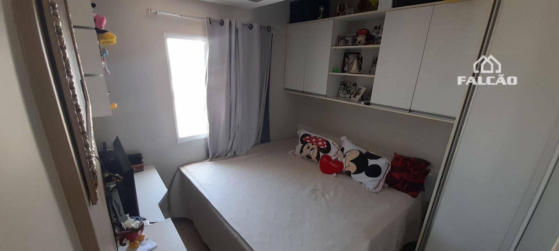 Apartamento à venda com 3 quartos, 97m² - Foto 3