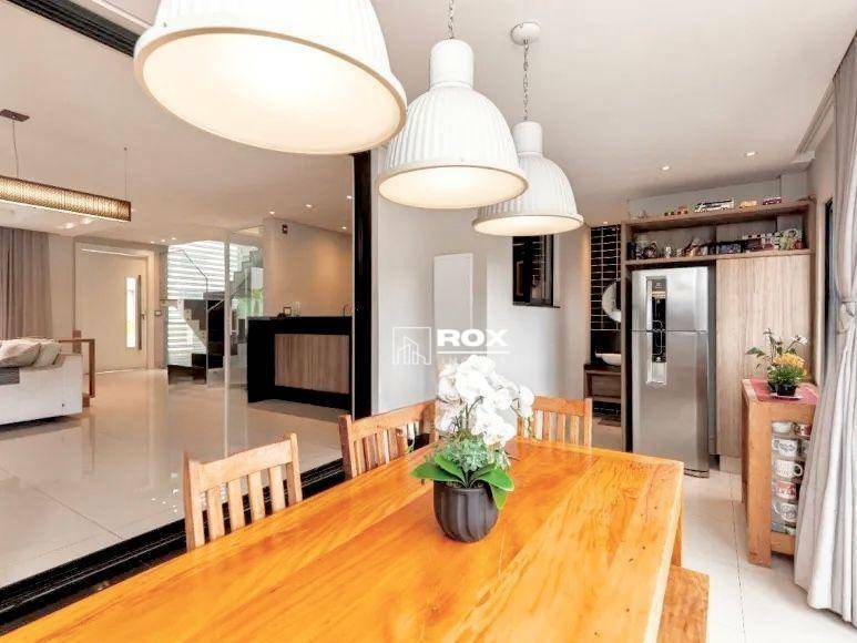 Casa de Condomínio à venda com 3 quartos, 285m² - Foto 10