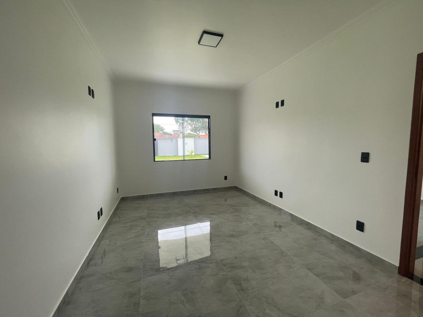 Casa à venda com 3 quartos, 450m² - Foto 4