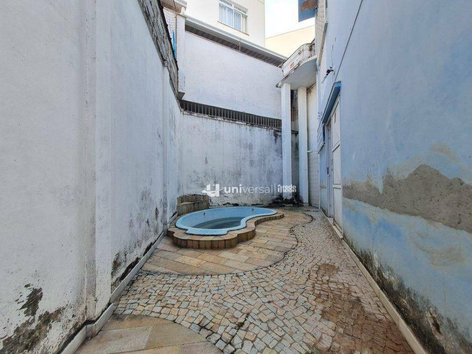 Casa para alugar com 3 quartos, 166m² - Foto 27