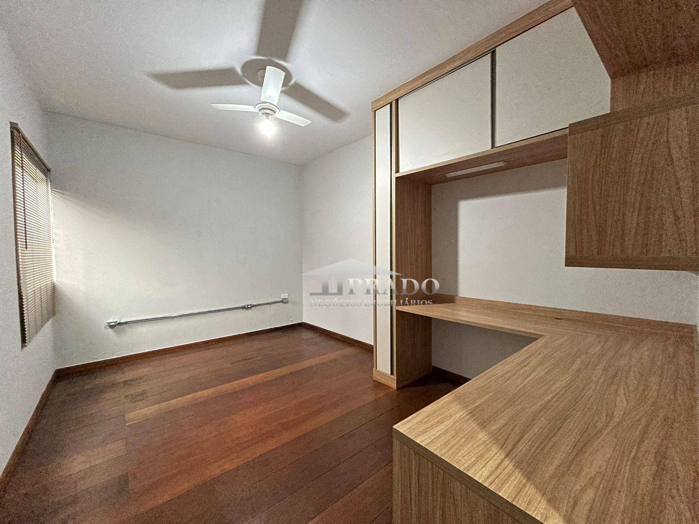 Casa à venda com 3 quartos, 220m² - Foto 21