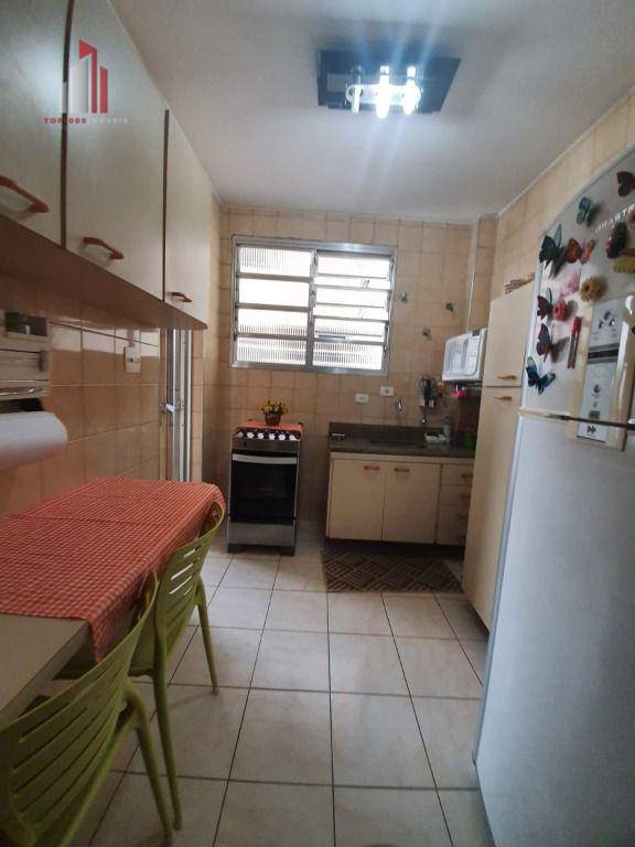 Apartamento à venda com 2 quartos, 80m² - Foto 2