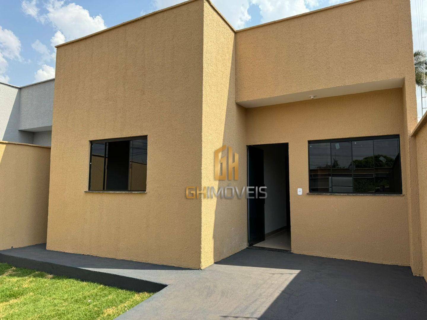 Casa à venda com 2 quartos, 60m² - Foto 1