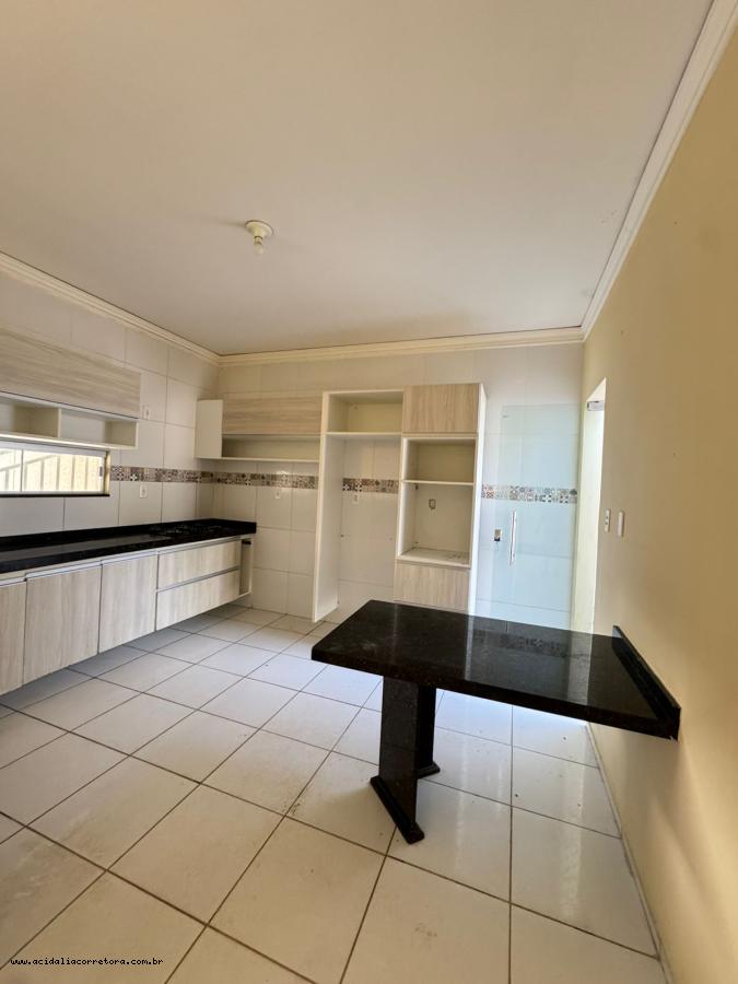 Casa para alugar com 3 quartos, 205m² - Foto 5