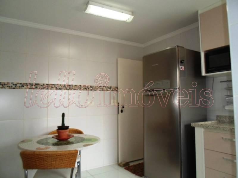 Apartamento para alugar com 2 quartos, 120m² - Foto 12