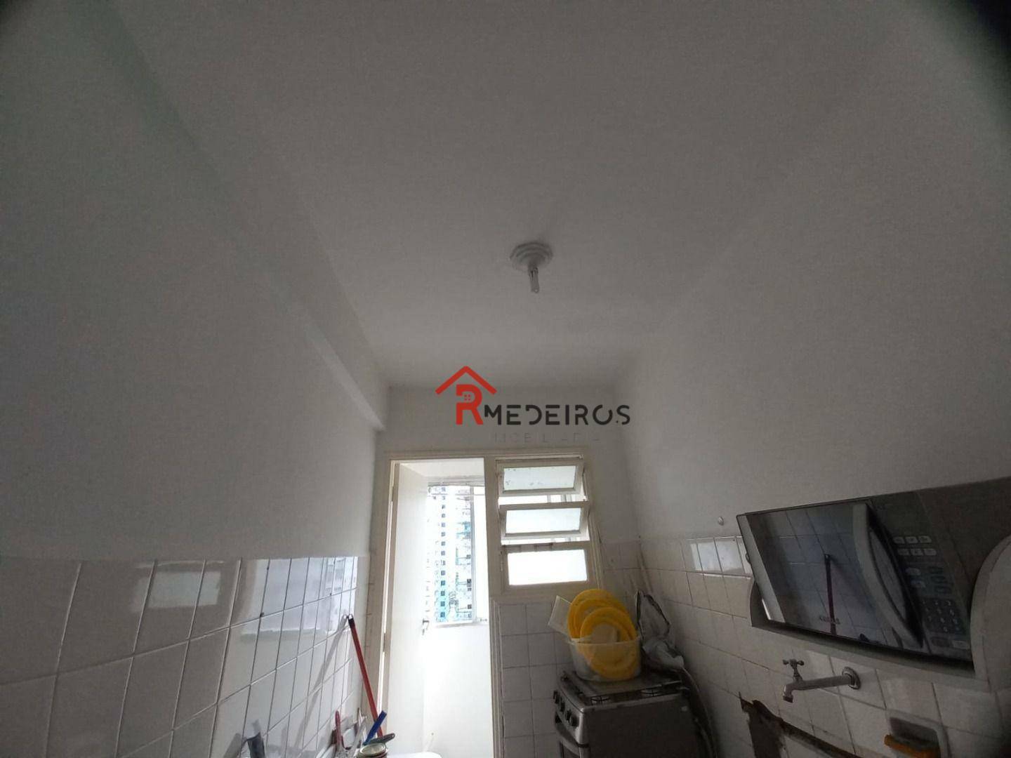 Apartamento à venda com 1 quarto, 35m² - Foto 11