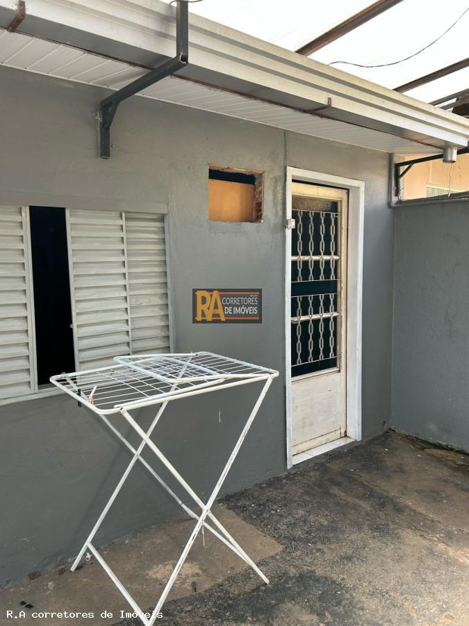 Casa à venda com 3 quartos, 300m² - Foto 21