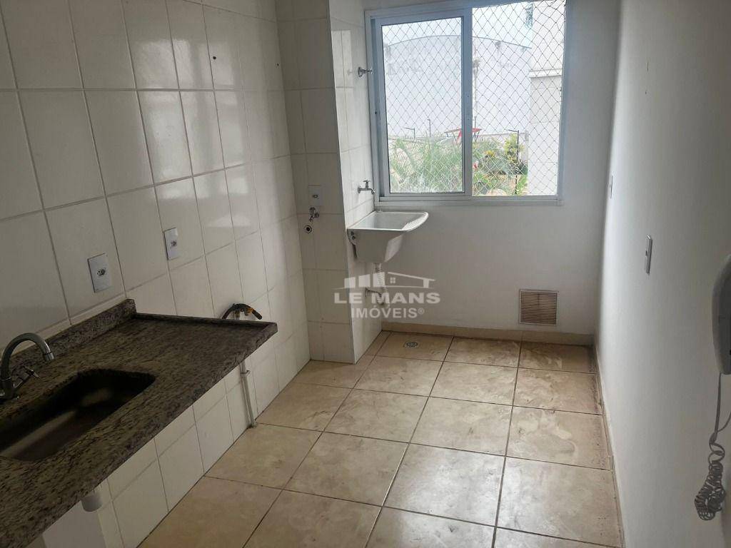 Apartamento à venda com 2 quartos, 50m² - Foto 3