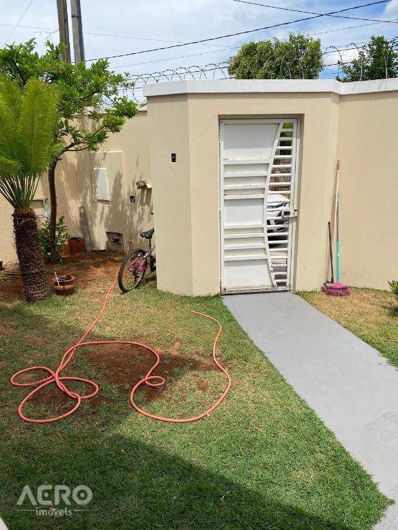 Casa à venda com 3 quartos, 169m² - Foto 51