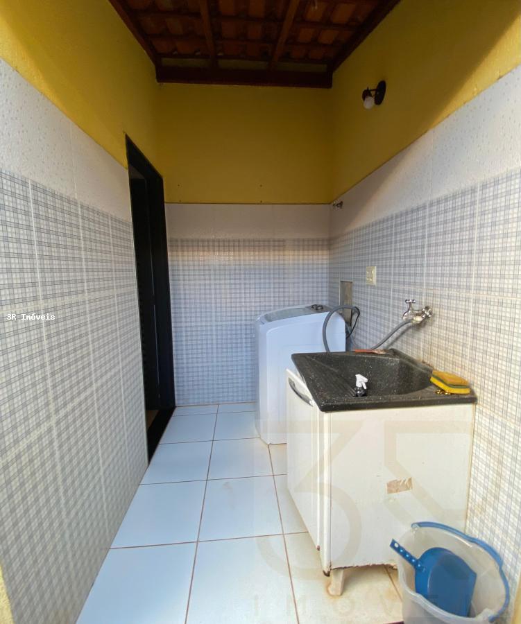 Casa à venda com 2 quartos, 80m² - Foto 15