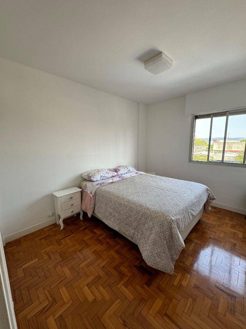 Apartamento para alugar com 3 quartos, 110m² - Foto 10