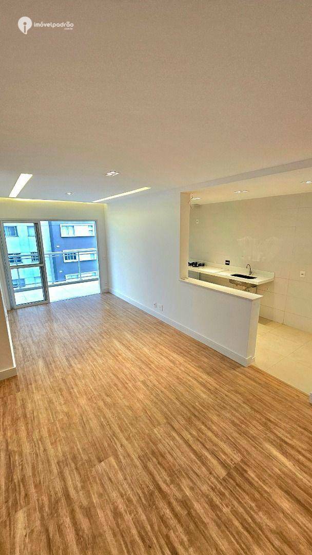 Apartamento à venda com 3 quartos, 102m² - Foto 2