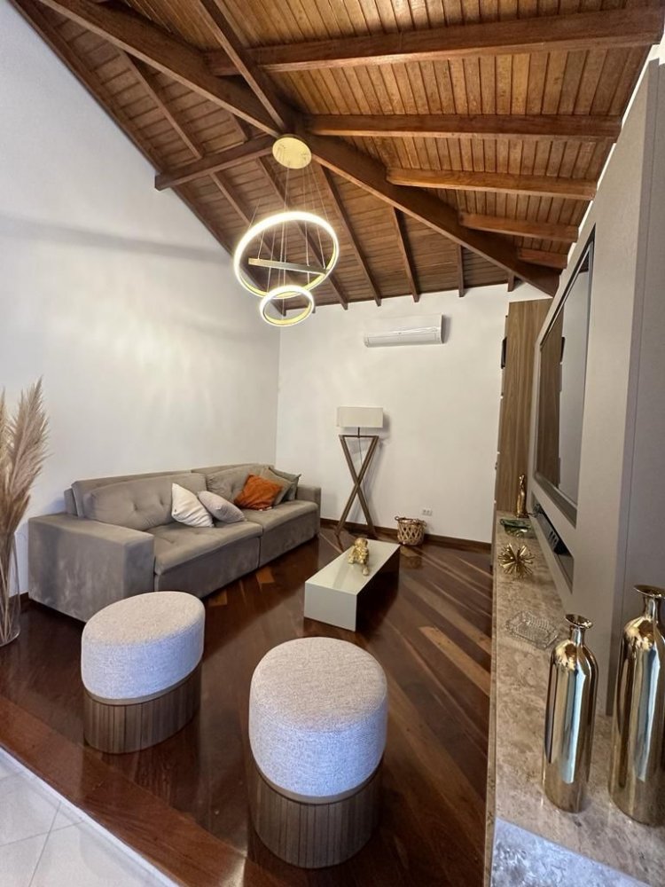 Casa à venda com 3 quartos, 380m² - Foto 5