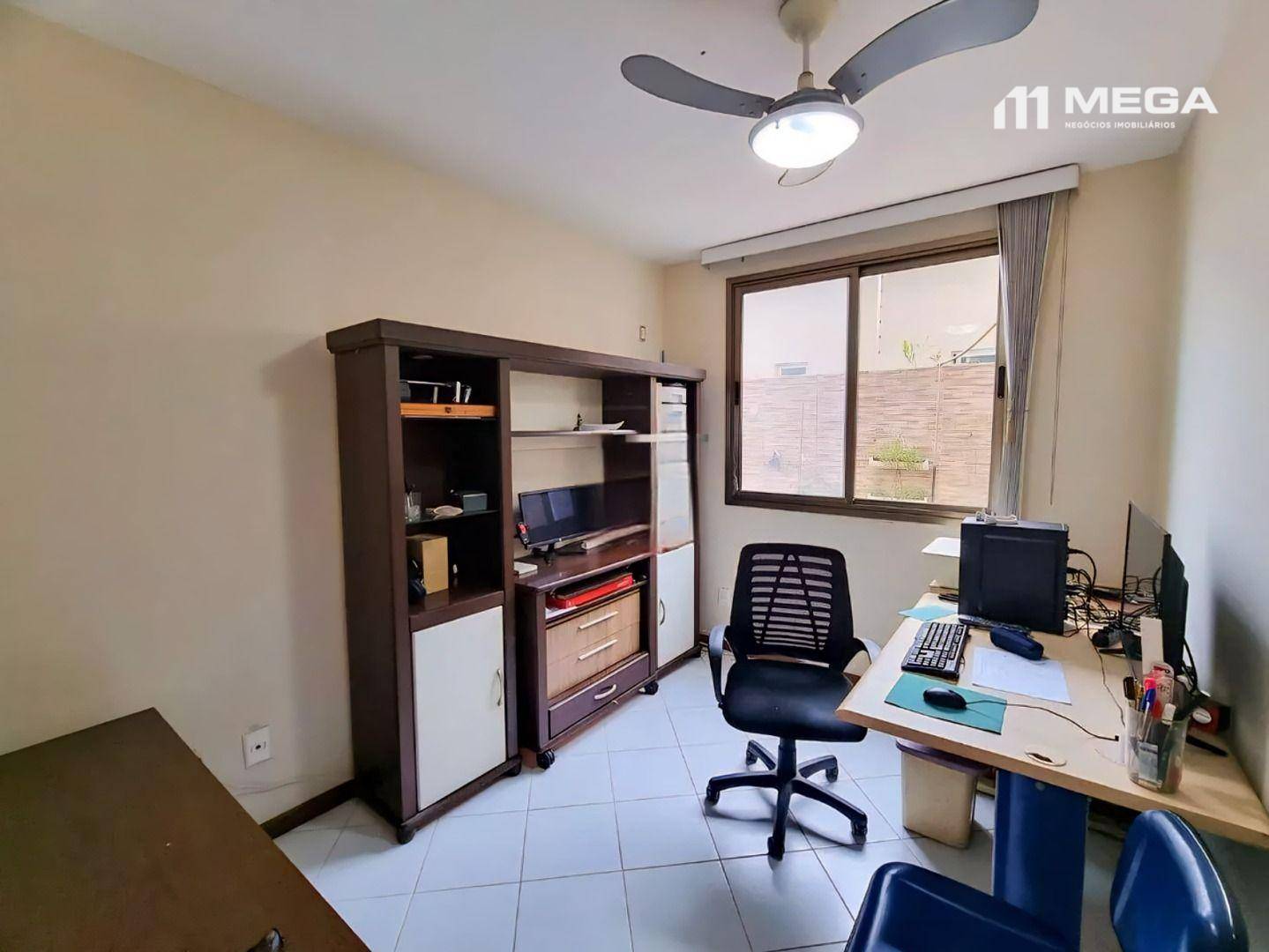 Casa à venda com 3 quartos, 337m² - Foto 12