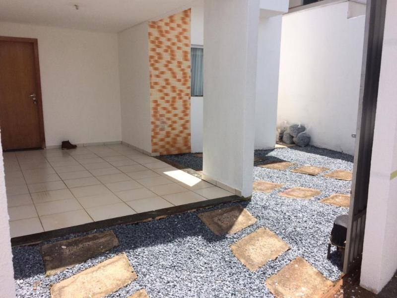 Casa à venda com 3 quartos, 110m² - Foto 2