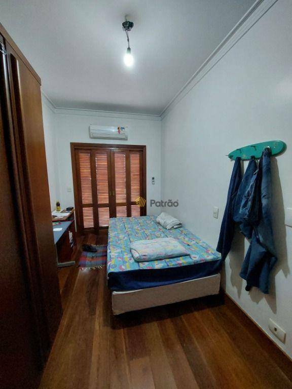 Sobrado à venda com 4 quartos, 384m² - Foto 40