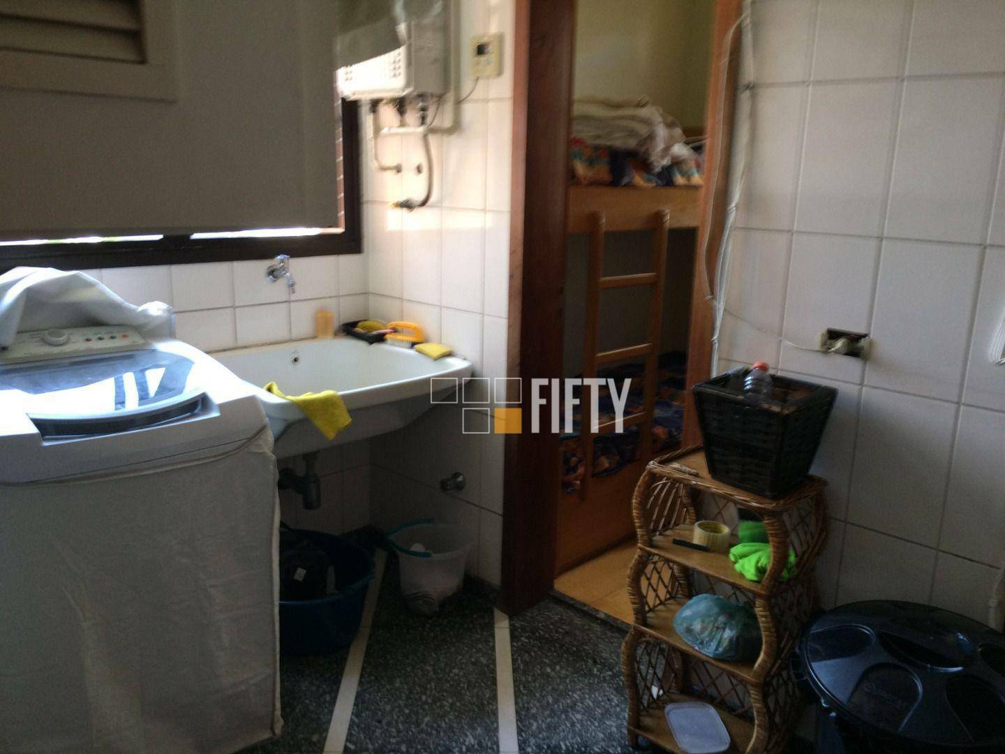 Apartamento à venda com 4 quartos, 275m² - Foto 23