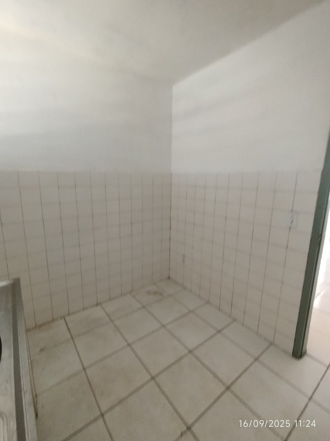 Casa para alugar com 2 quartos, 100m² - Foto 23
