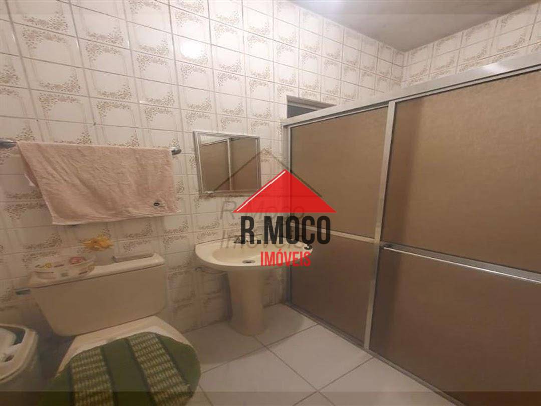 Sobrado à venda com 2 quartos, 300m² - Foto 19