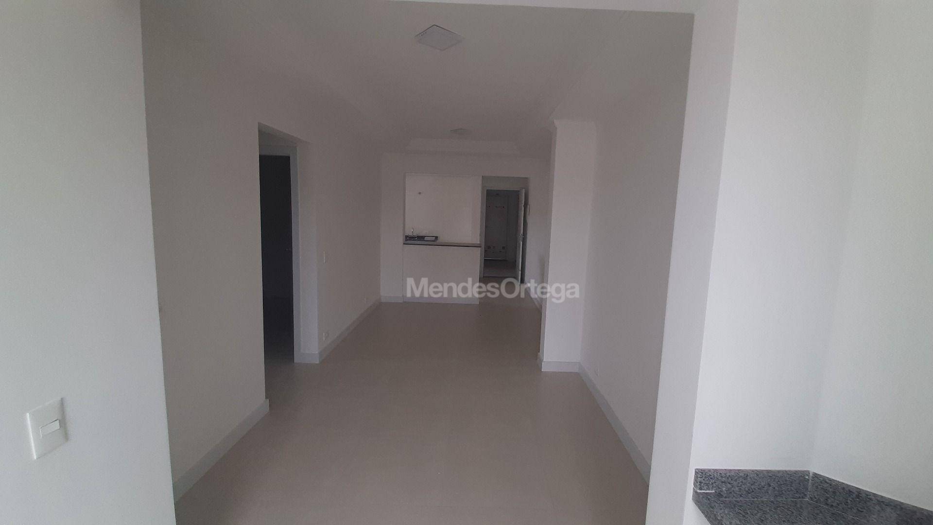 Apartamento à venda com 2 quartos, 64m² - Foto 7