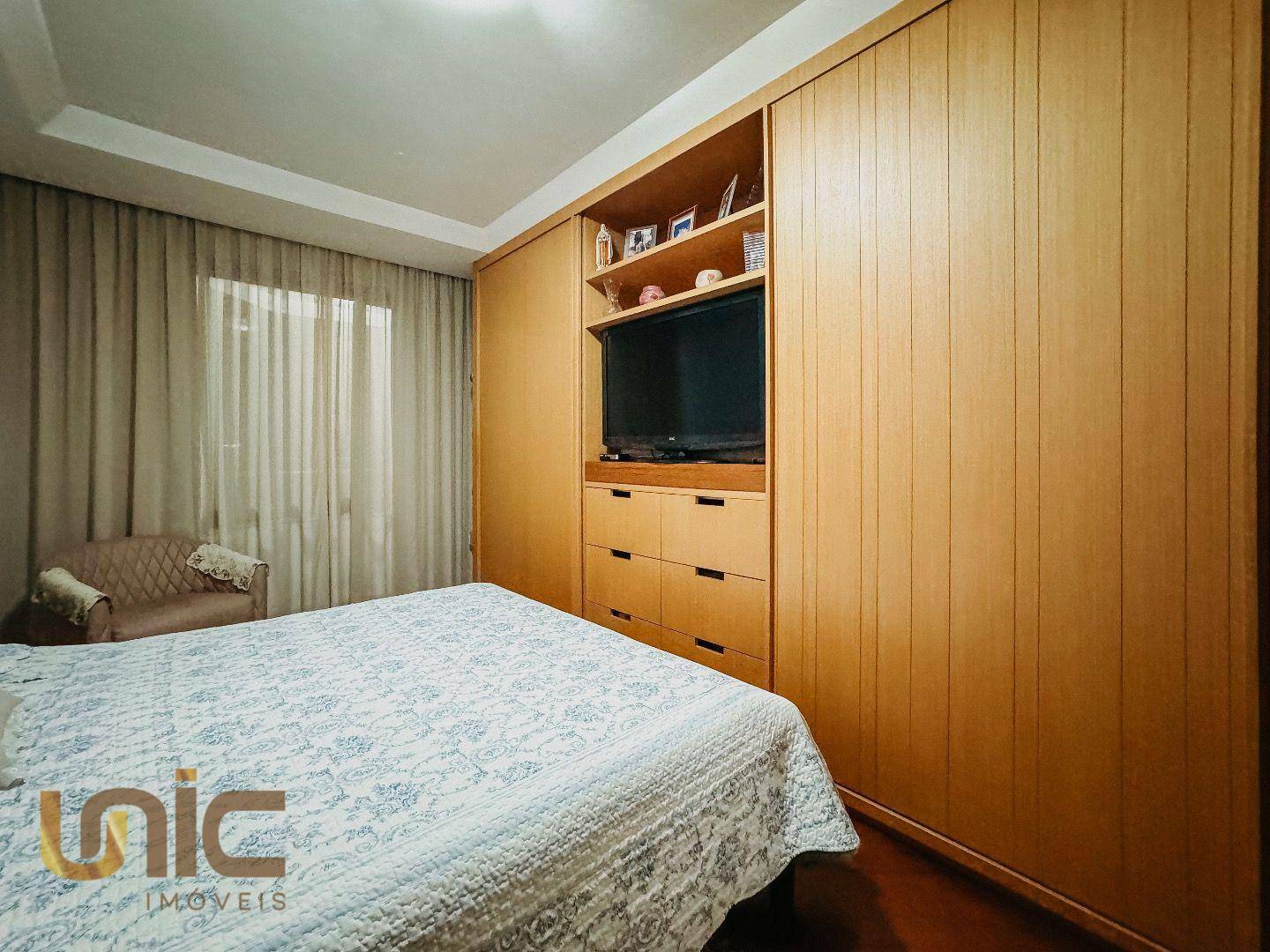 Apartamento à venda com 4 quartos, 172m² - Foto 10