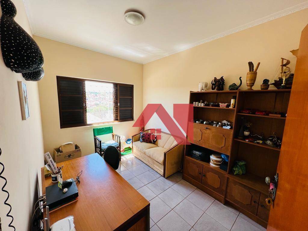 Sobrado à venda com 3 quartos, 435m² - Foto 4