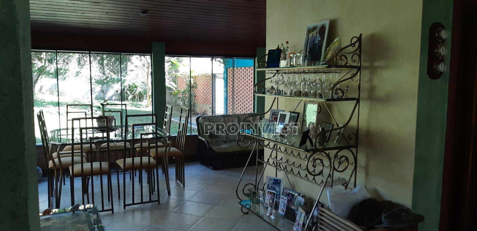 Casa de Condomínio à venda com 3 quartos, 450m² - Foto 4