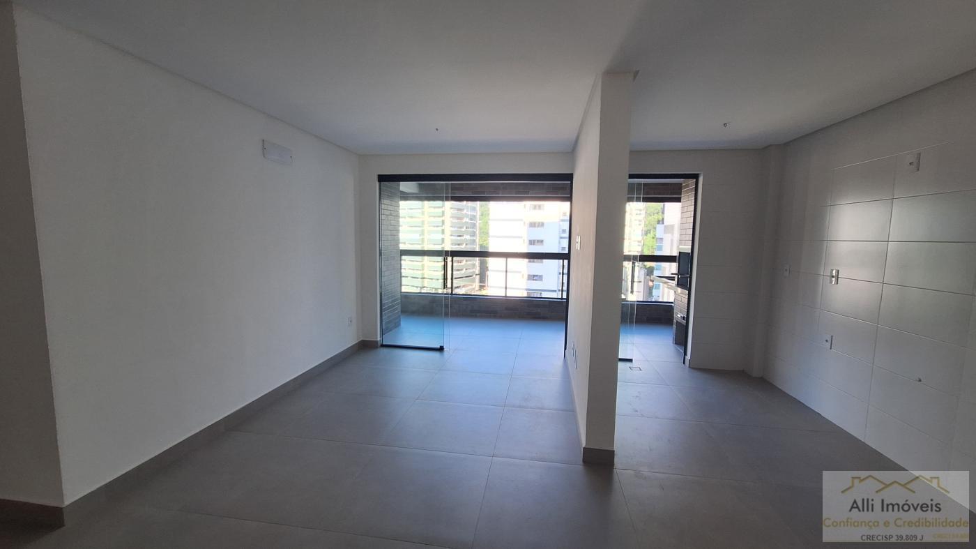 Apartamento à venda com 3 quartos, 120m² - Foto 4