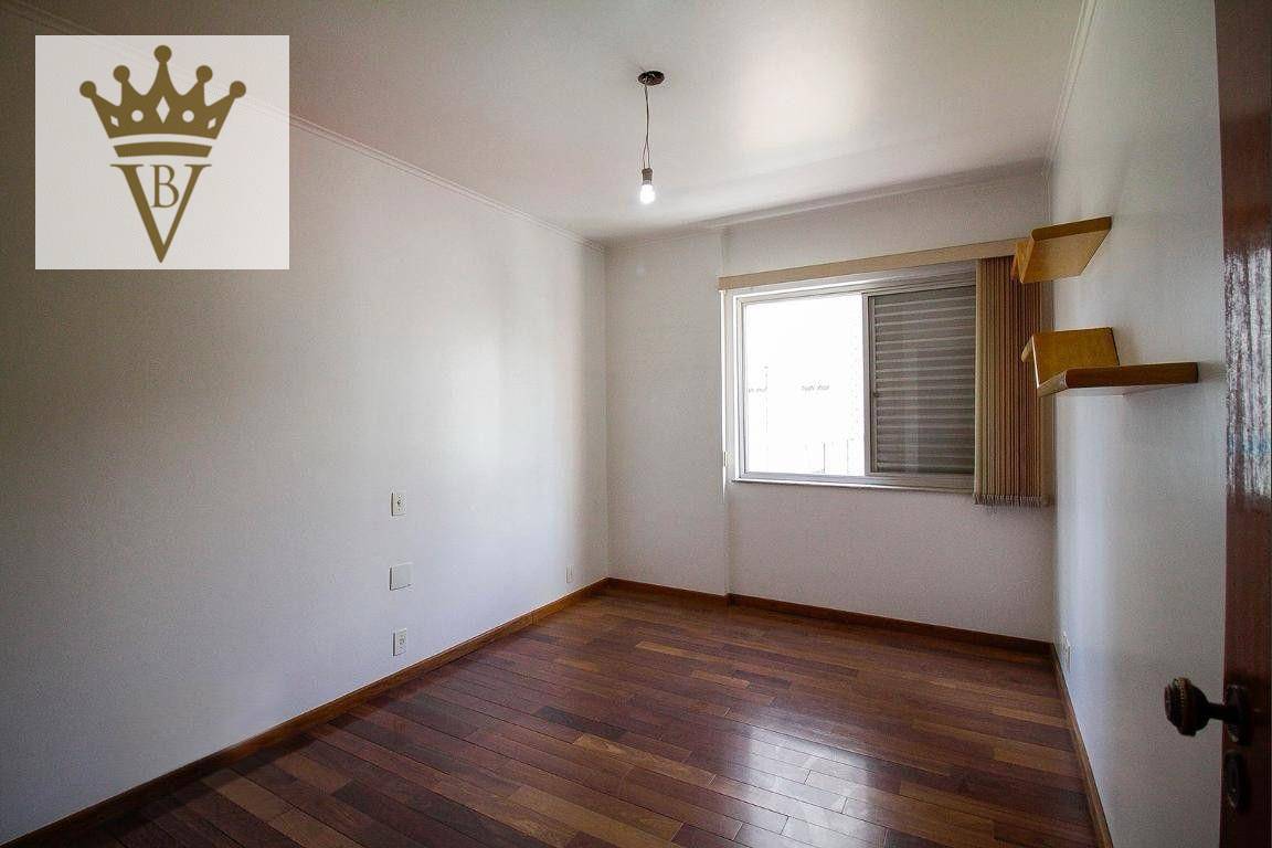 Apartamento à venda com 3 quartos, 176m² - Foto 8