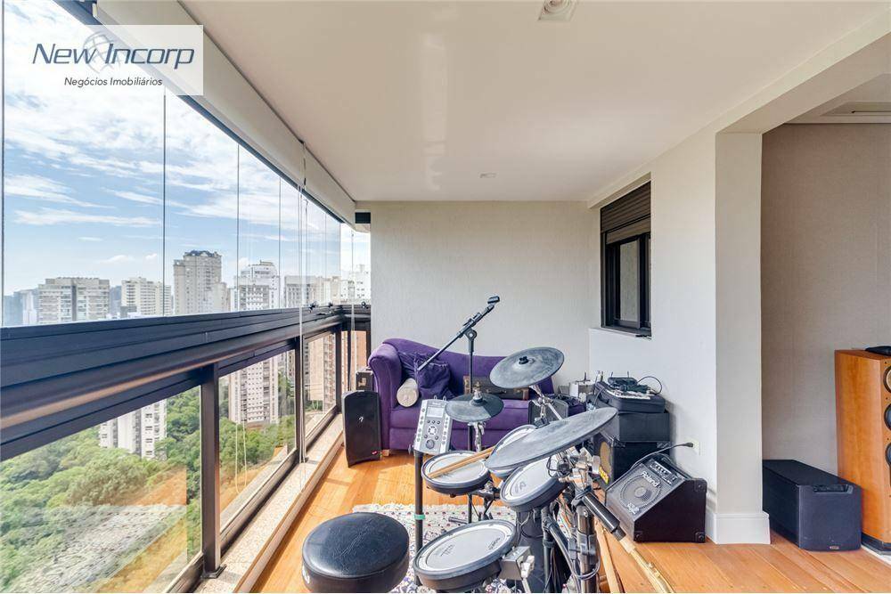 Apartamento à venda com 4 quartos, 246m² - Foto 10