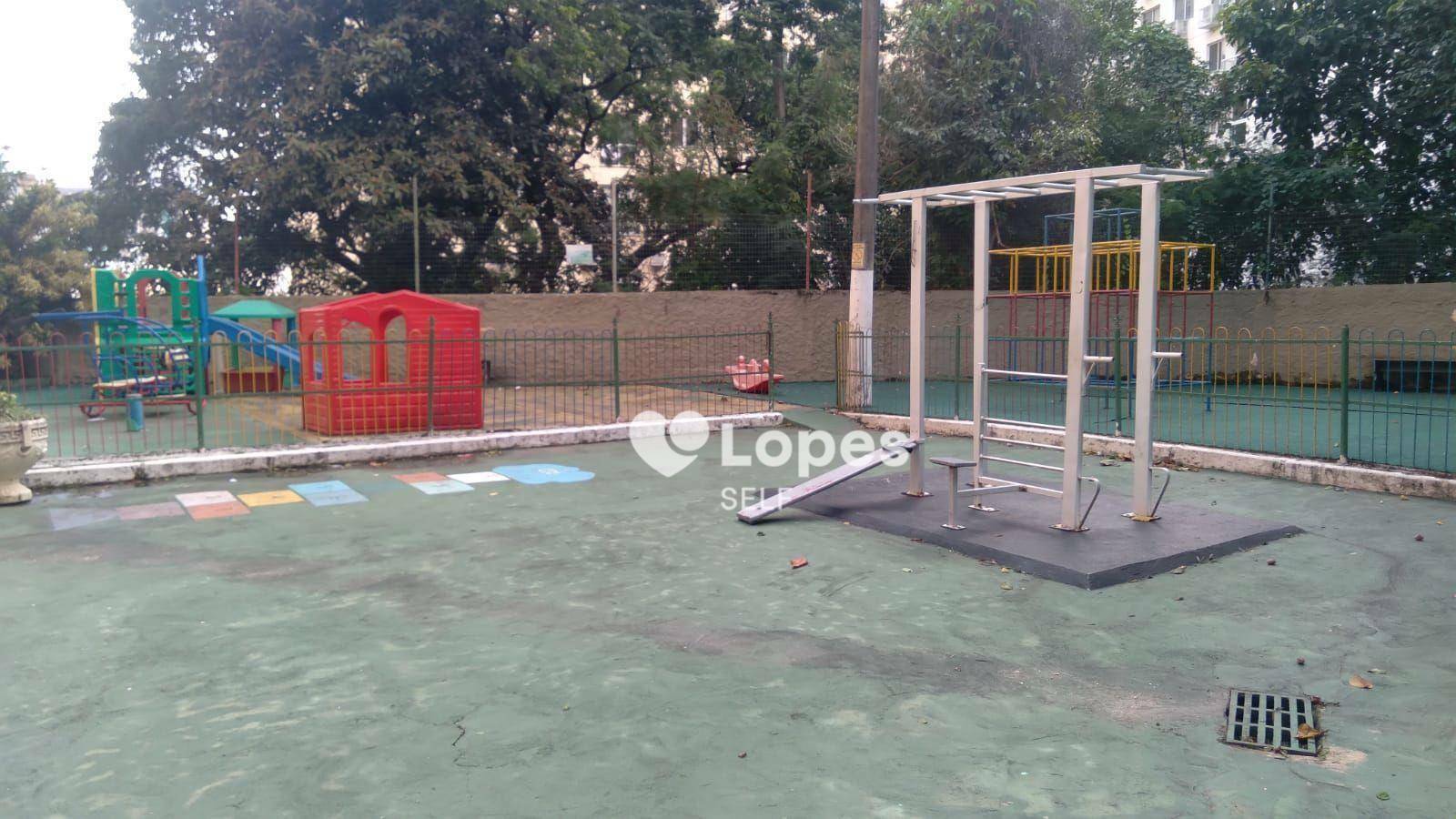 Apartamento à venda com 2 quartos, 57m² - Foto 10