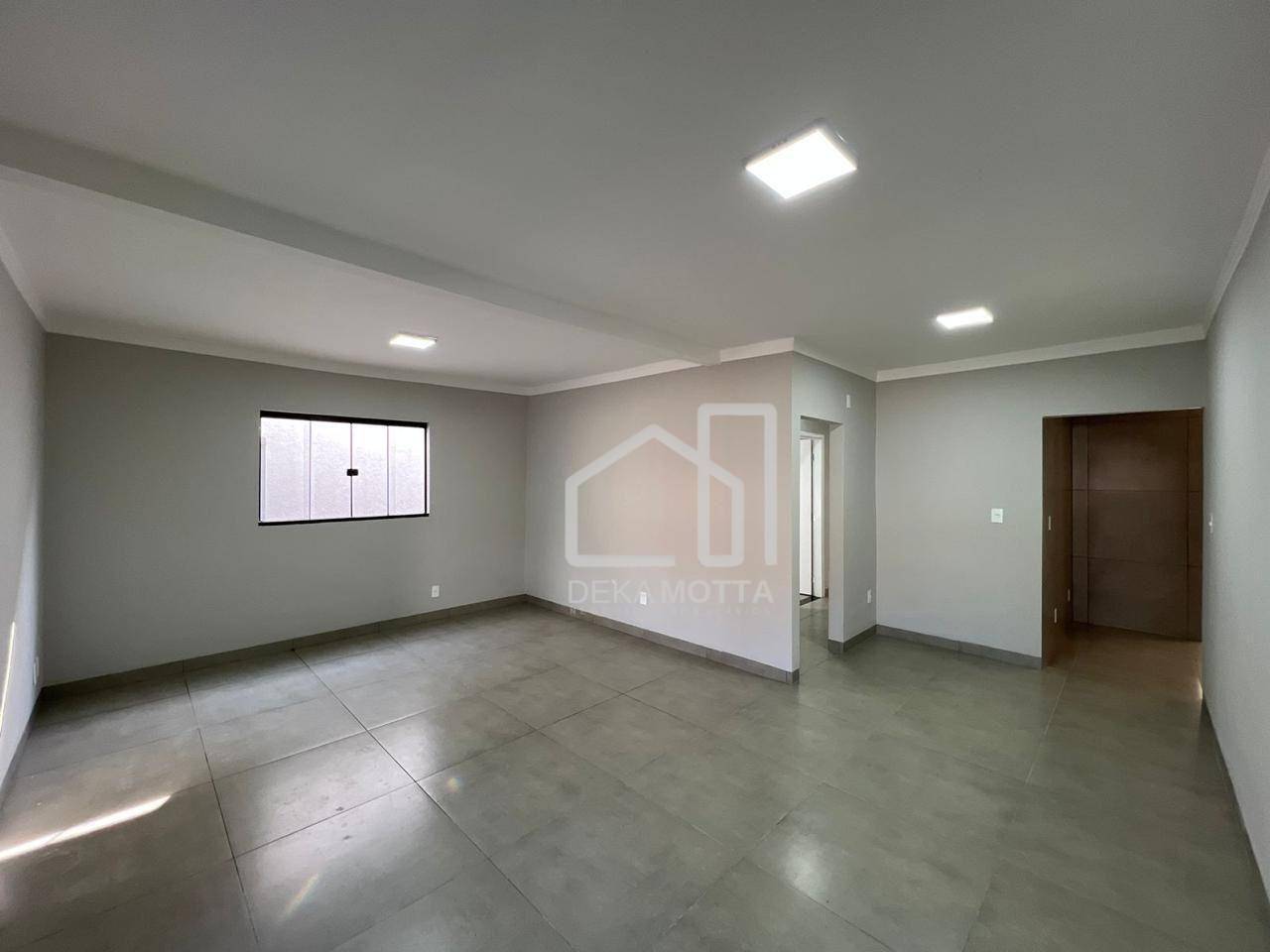 Casa à venda com 3 quartos, 200m² - Foto 11