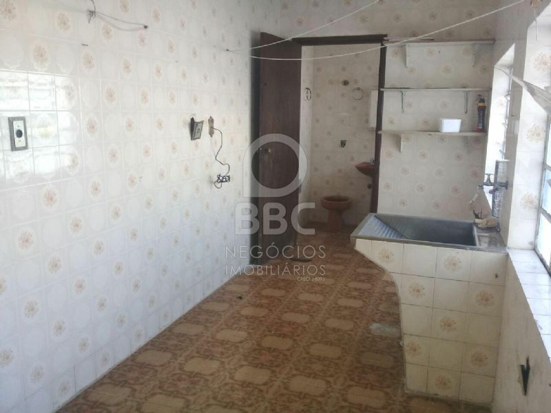 Sobrado à venda com 3 quartos, 900m² - Foto 9