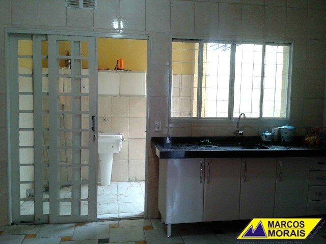 Casa à venda com 2 quartos, 90m² - Foto 19