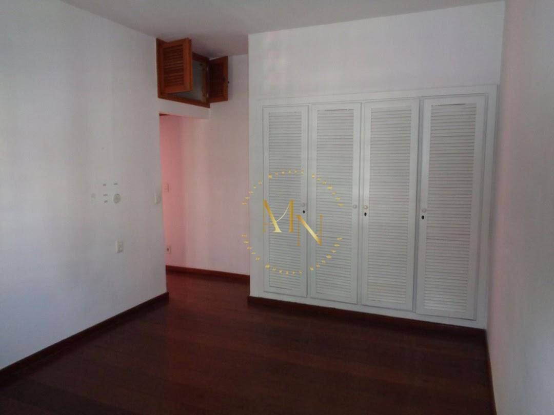 Sobrado à venda com 3 quartos, 206m² - Foto 39