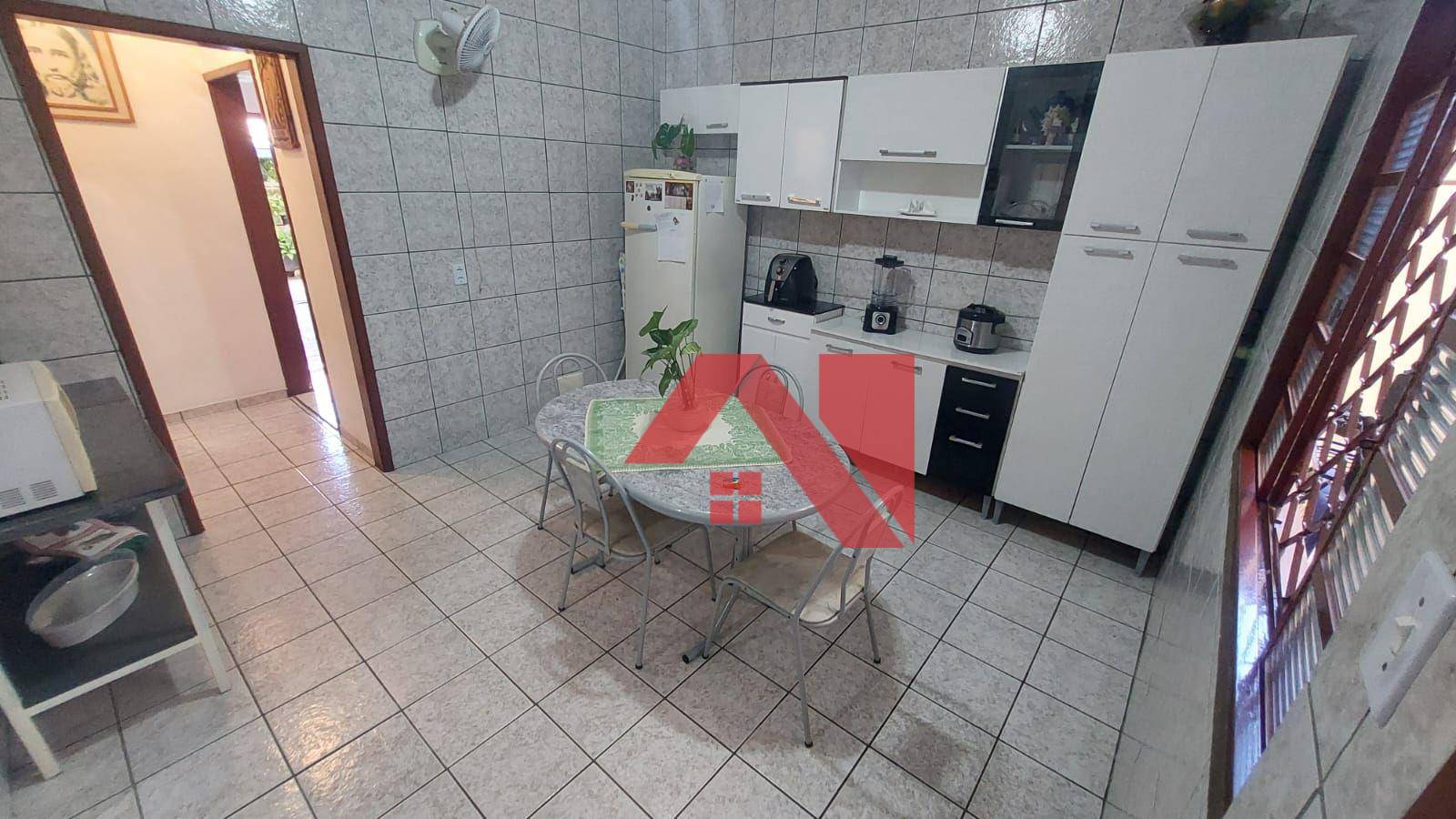 Sobrado à venda com 4 quartos, 180m² - Foto 12