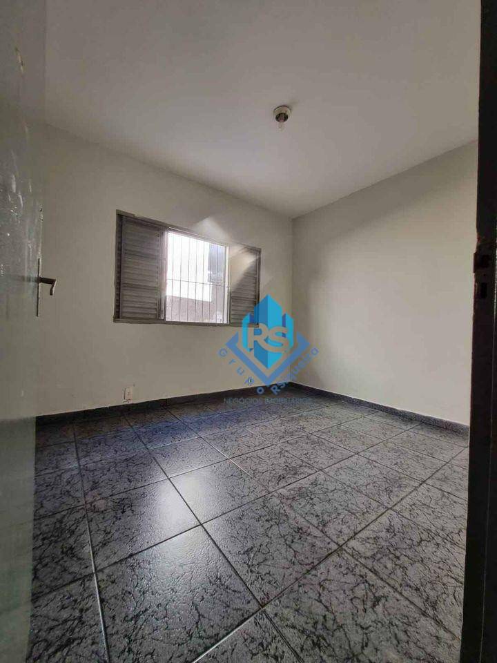 Casa à venda com 3 quartos, 200m² - Foto 7